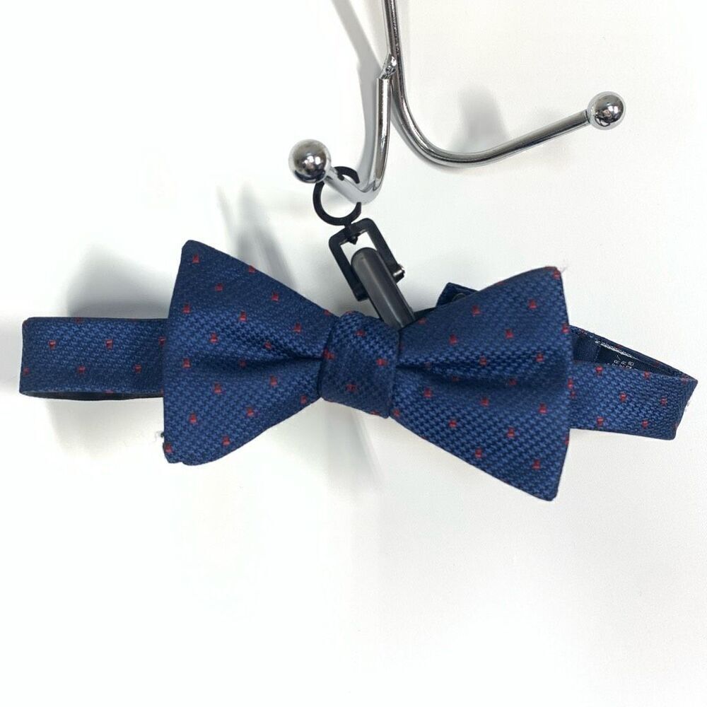 Stafford Navy blue red bow tie adjustable ￼